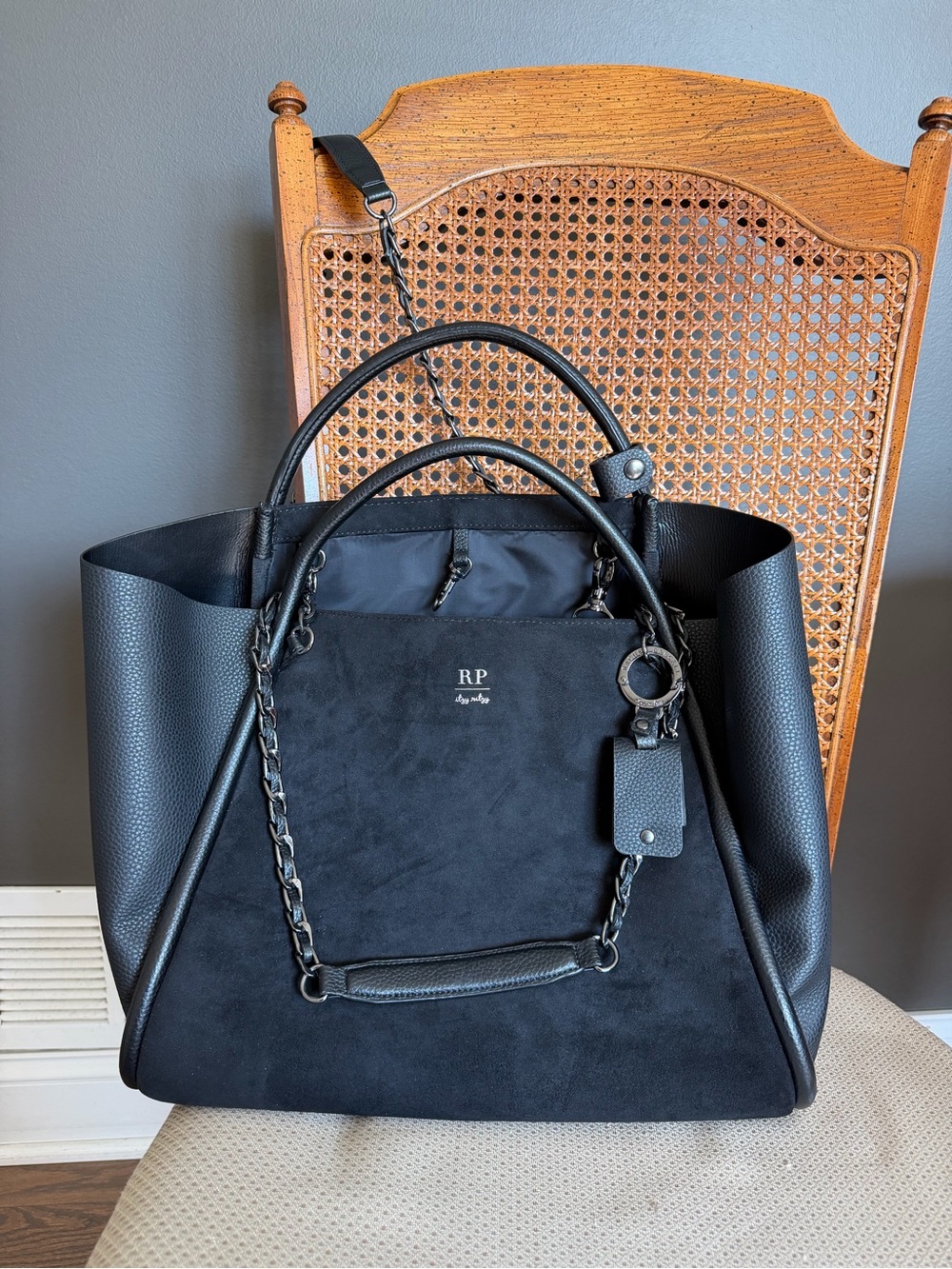 Black Ladies Tote Bag with Chain Strap